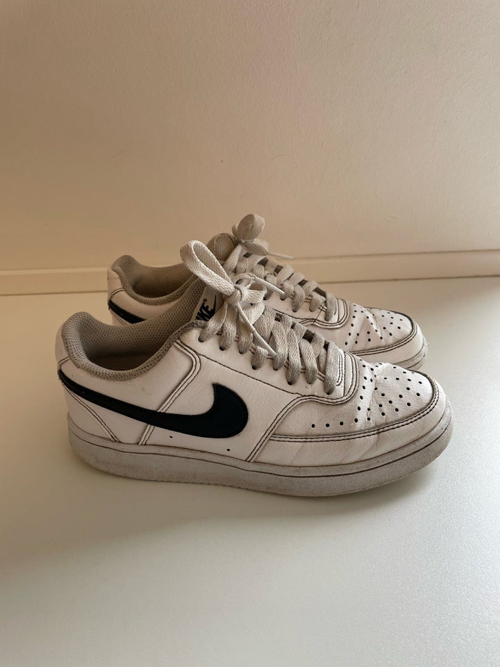 Sneakers str 37 Nike