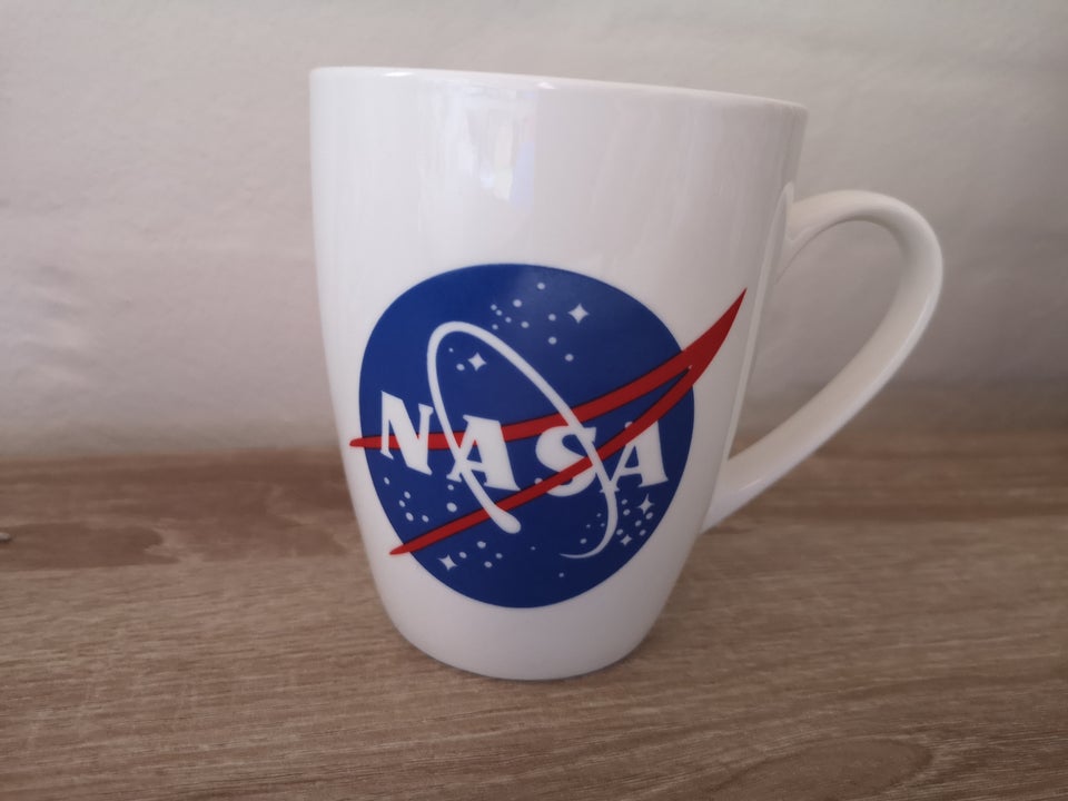 Fajance Krus NASA