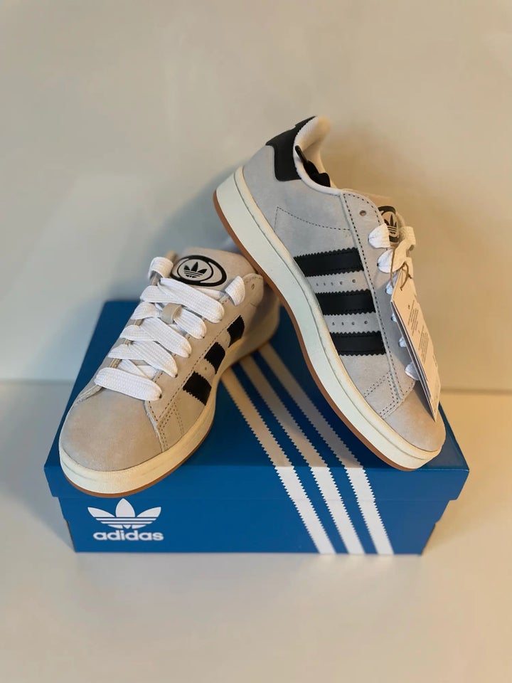 Sneakers, str. 38,5, Adidas