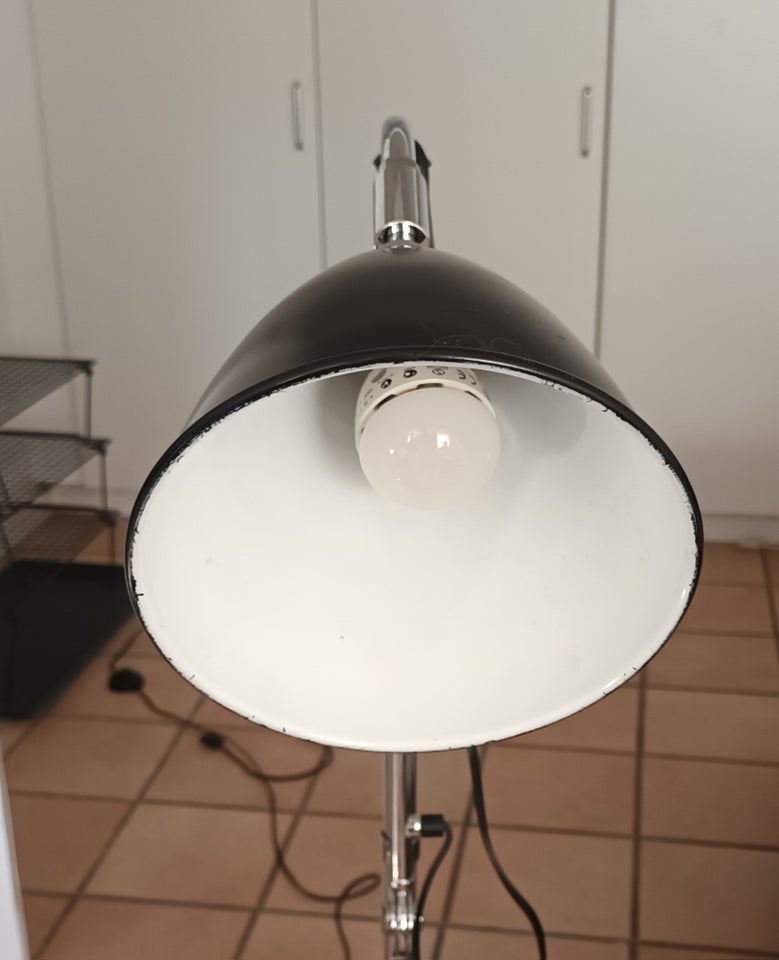 GUBI best lite gulvlampe