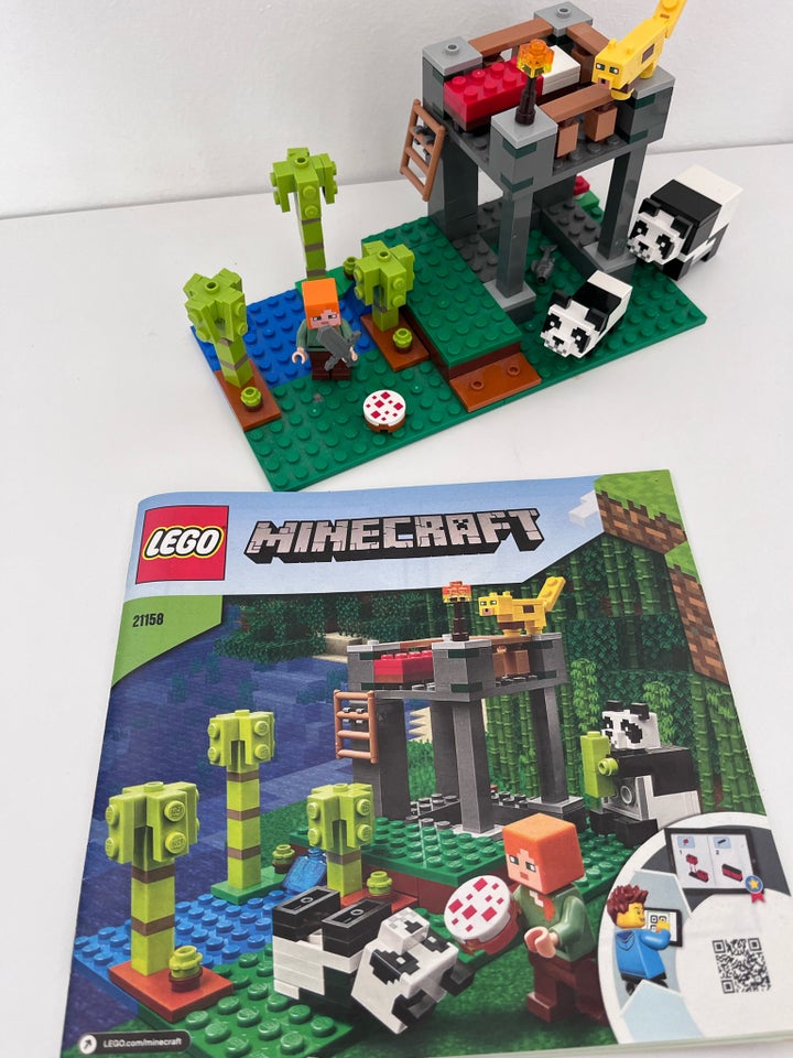 Lego Minecraft 21158