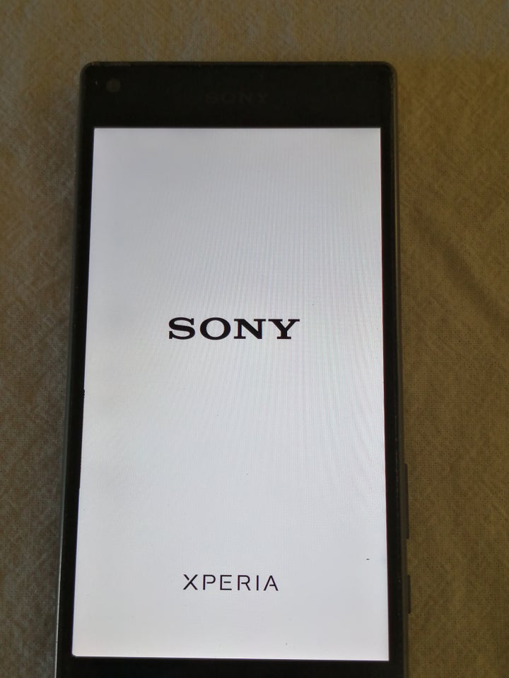 Sony Z5 Compact 32+64Gb  God