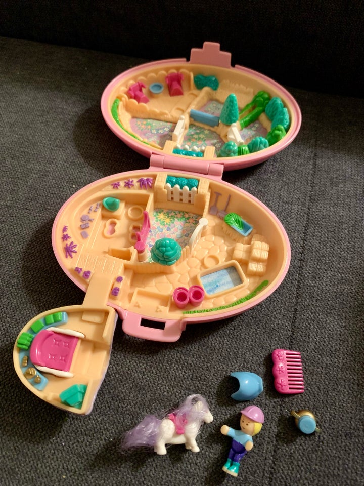 Legetøj, Polly Pocket Horse Stable