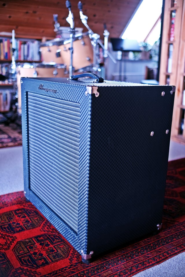 Basamplifier AMPEG B200R Rocket