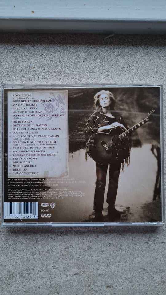 EMMYLOU HARRIS: THE VERY BEST OF.,