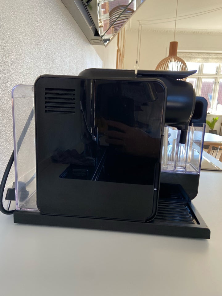 Nespresso maskine, DeLonghi