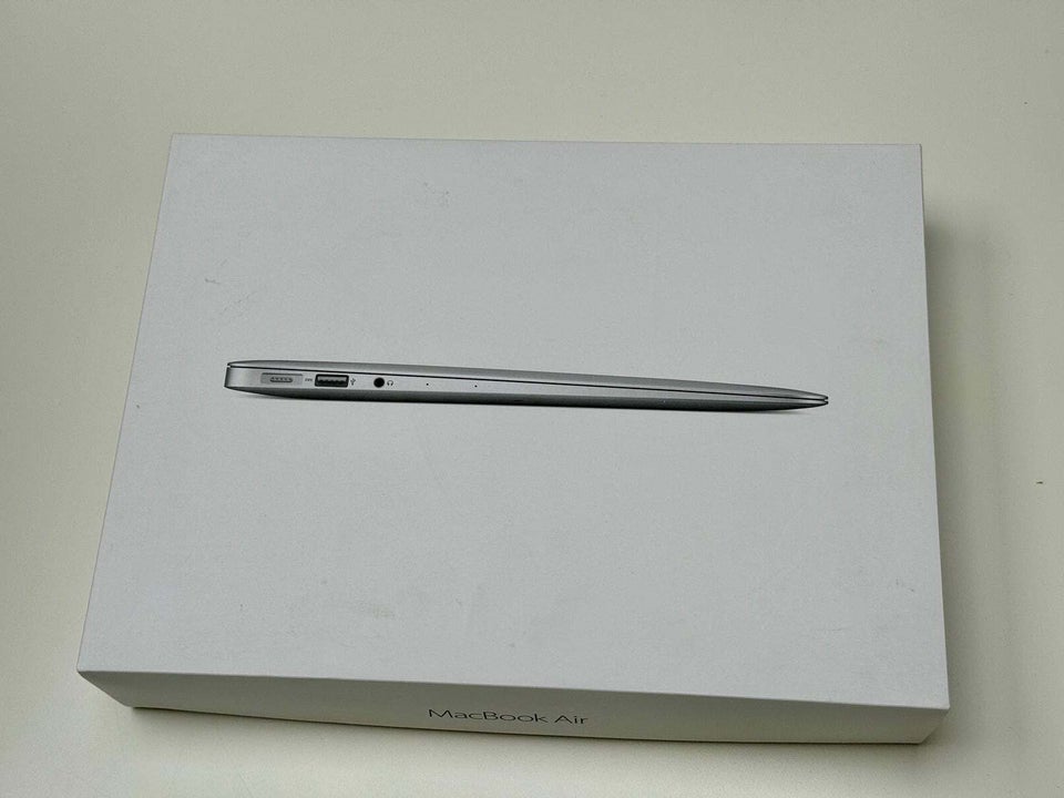 MacBook Air, A1466, 1,8 GHz