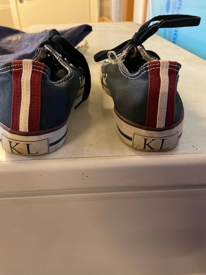 Andet, Kingslang sneakers