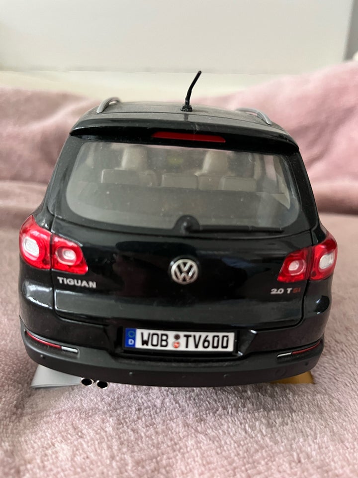 Modelbil, VW VW Tiguan , skala 1/18