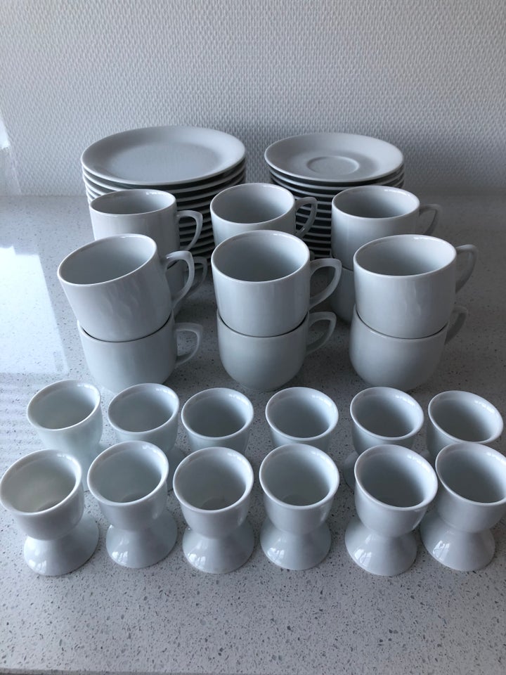 Porcelæn, Kaffestel 12 af hver , In