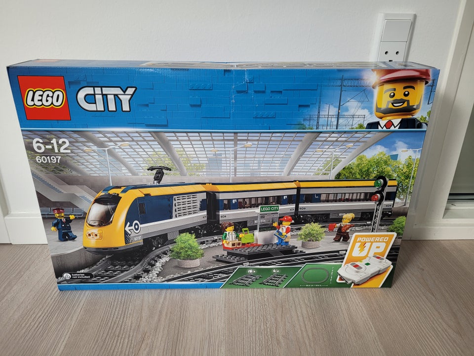 Lego City, 60197, Passenger Train