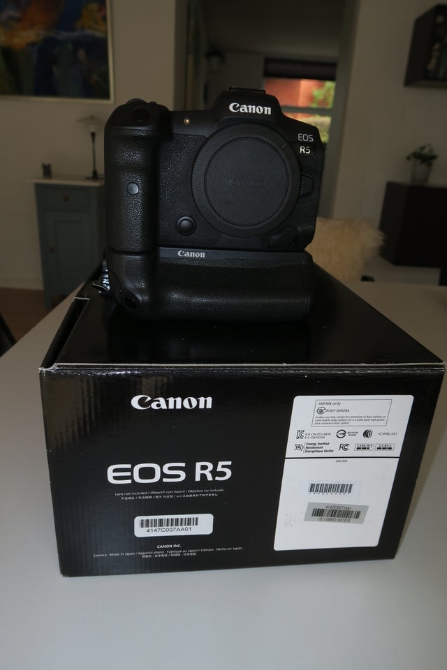 Canon, Canon EOS R5, 45 megapixels