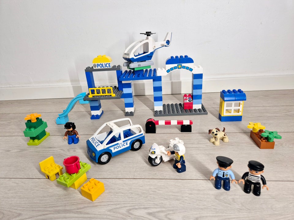 Lego Duplo, Politistation