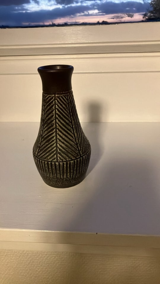 Keramik, Johgus vase