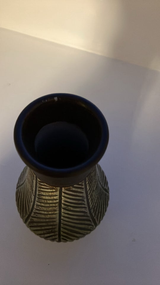 Keramik, Johgus vase