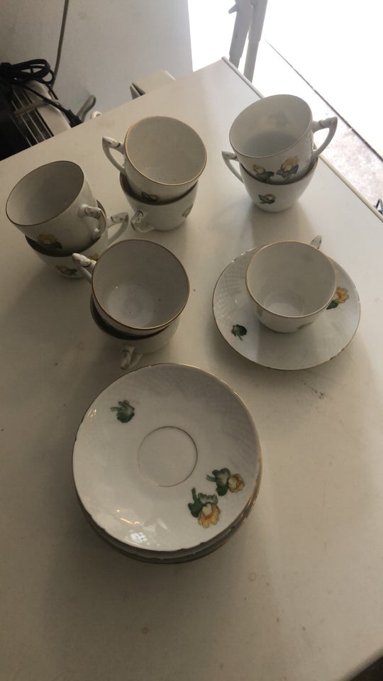 Porcelæn Kaffekop med underkop B