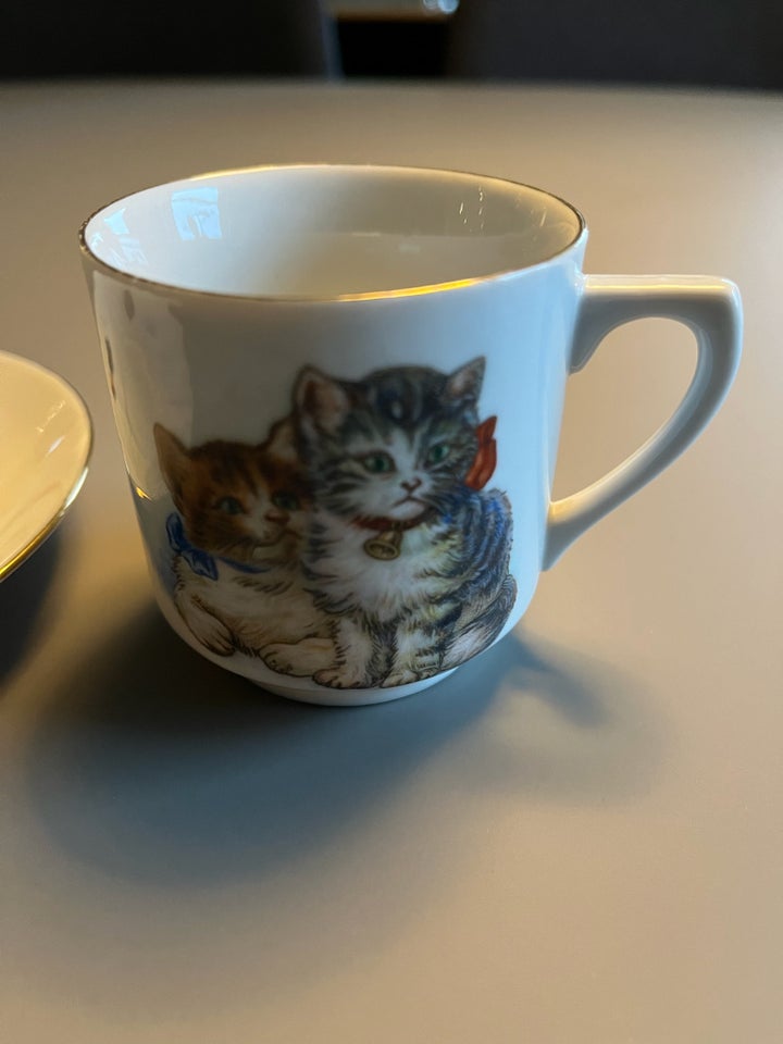 Porcelæn, Barnekop med underkop,