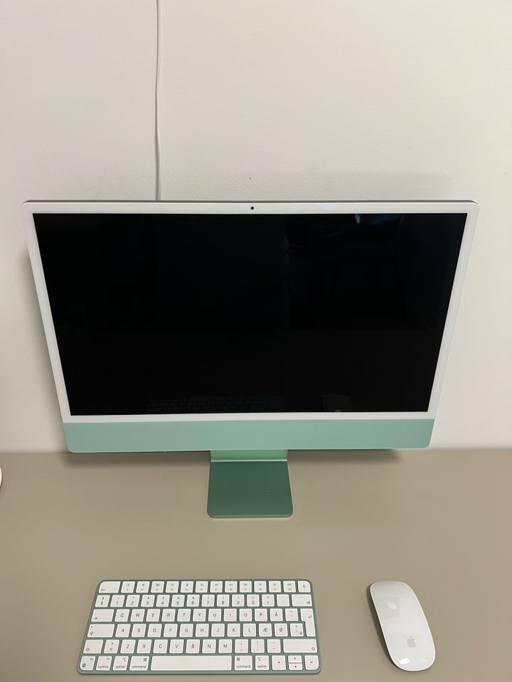 iMac iMac 24” m1 chip 8 core GHz