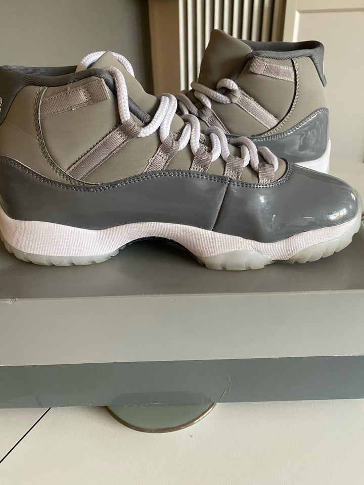 Sneakers, Jordan 11 , str. 41