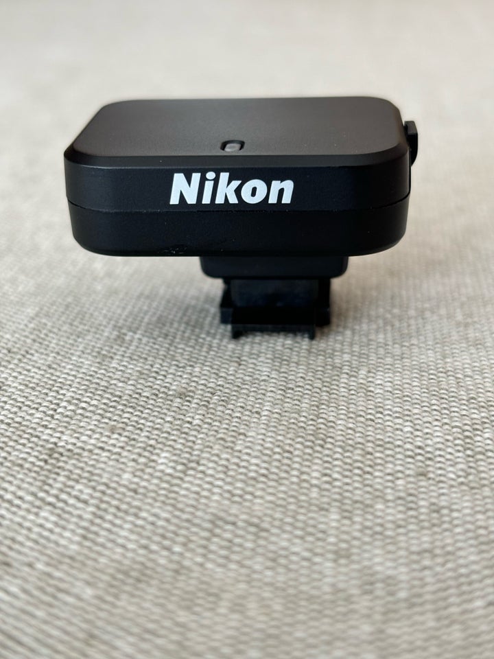 GP-N100 GPS unit Nikon Perfekt