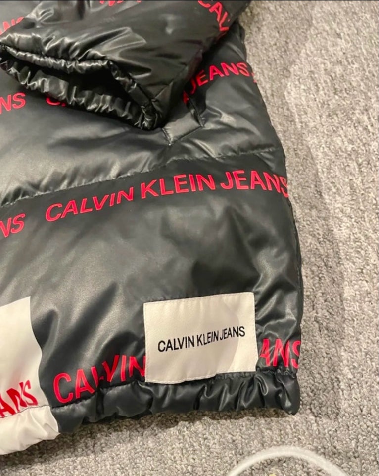 Dynejakke, str. L, Calvin Klein