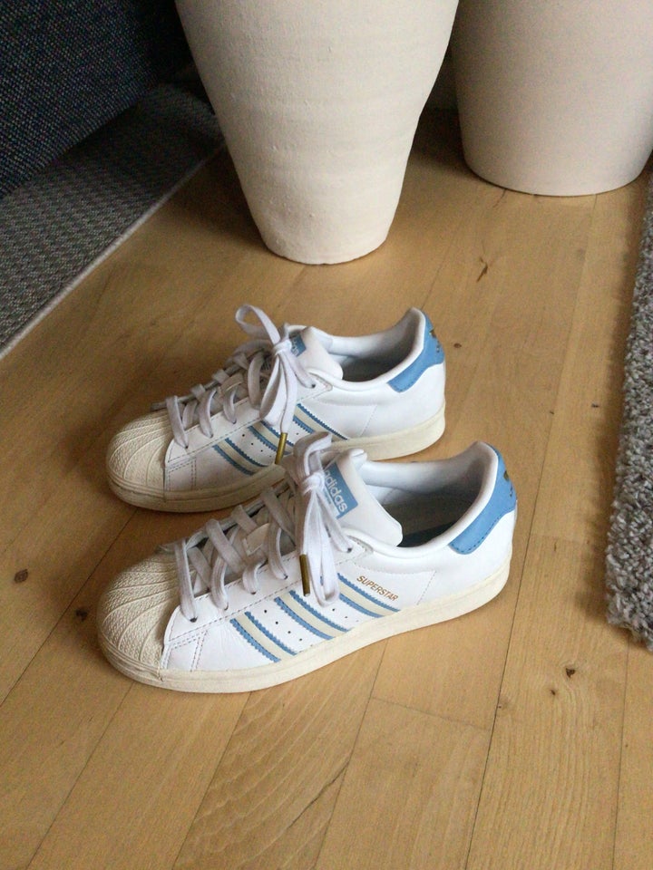 Fritidssko, str. 36, Adidas