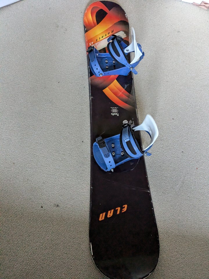 Snowboard, Elan, str. 145 x 24,5 cm