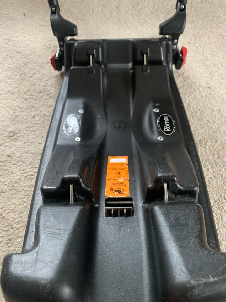 Isofix base, Römer