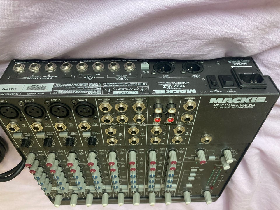 Mixer, Mackie 1202 VLZ