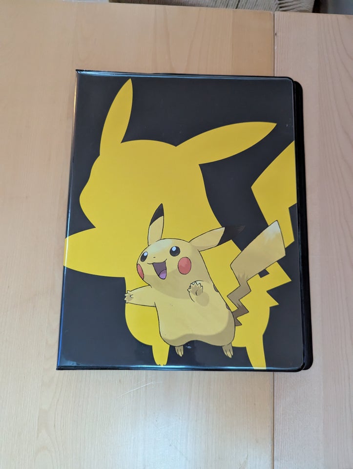 Samlekort, Pikachu mappe med