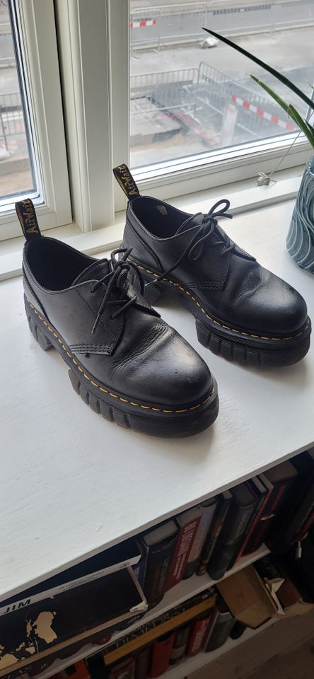 Anden damesko, str. 40, Dr Martens