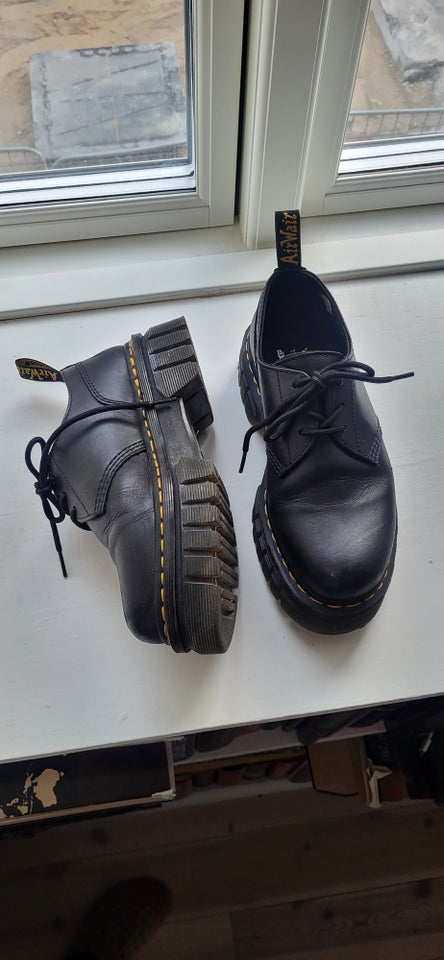 Anden damesko, str. 40, Dr Martens