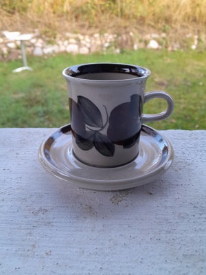 Stentøj Kaffekop med underkop
