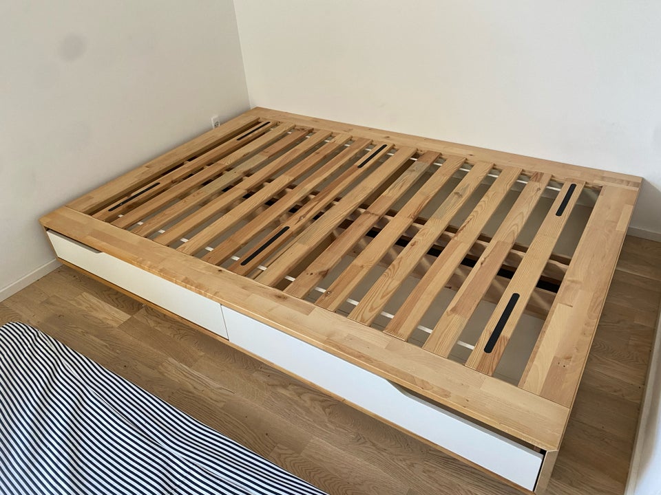 Dobbeltseng, Ikea, b: 140 l: 200