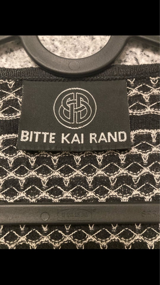 Cardigan, Bitte Kai Rand, str. 36