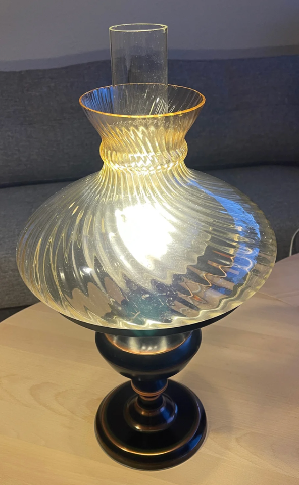 Anden bordlampe, Polam