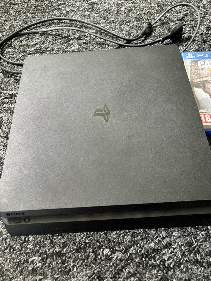 Playstation 4 Ps4 slim God