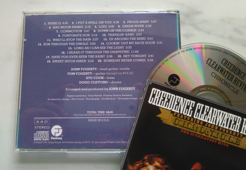 CREEDENCE CLEARWATER REVIVAL: 2