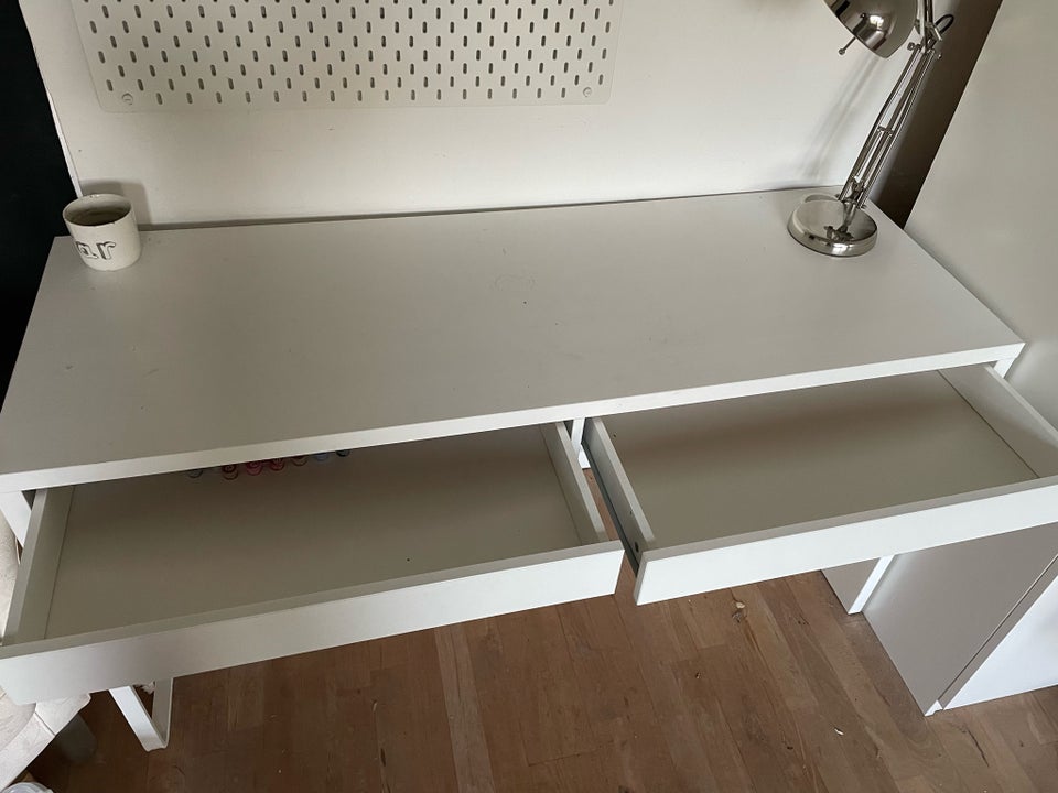 Skrivebord Ikea