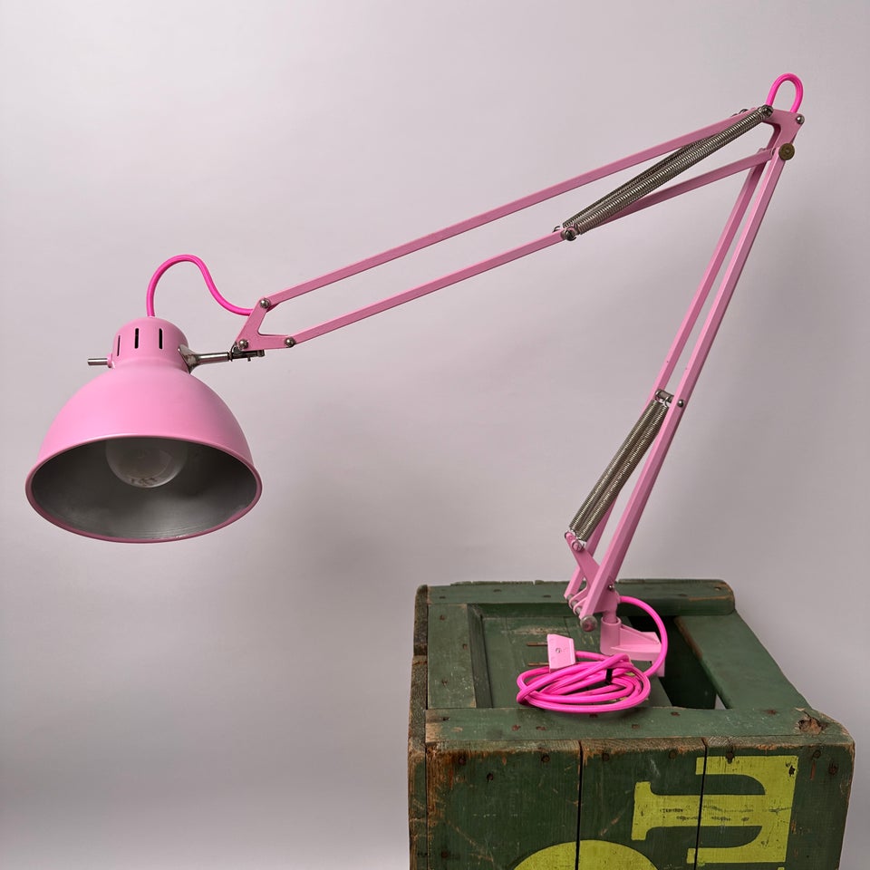 Arkitektlampe, Retro lampe fra