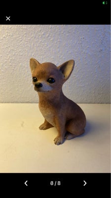 Chihuahua naturtro skulptur 