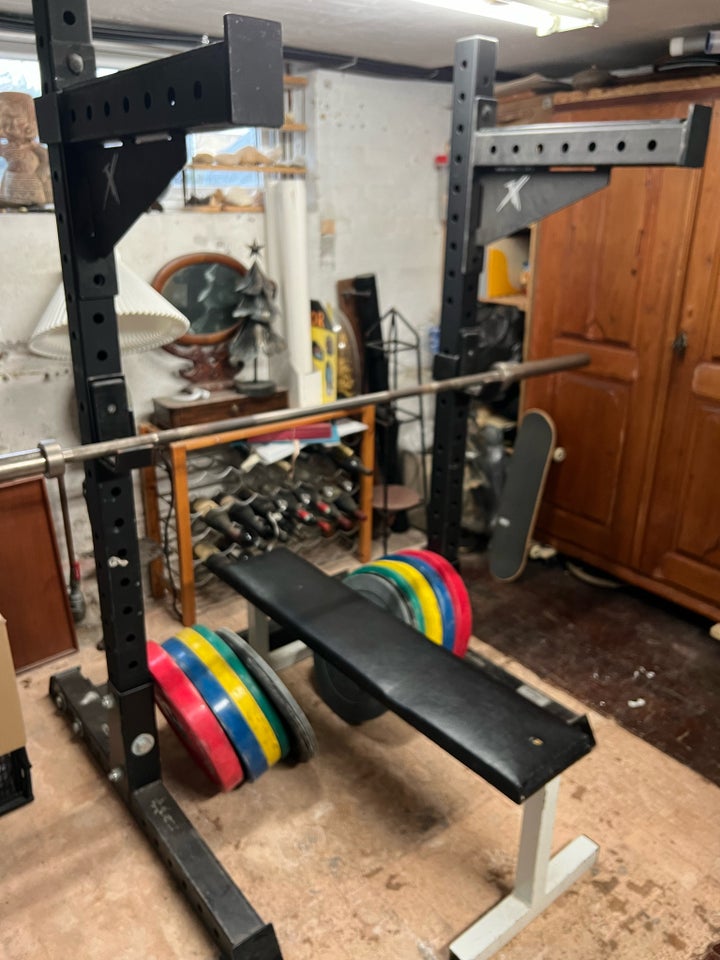 Squat rack, Inotel