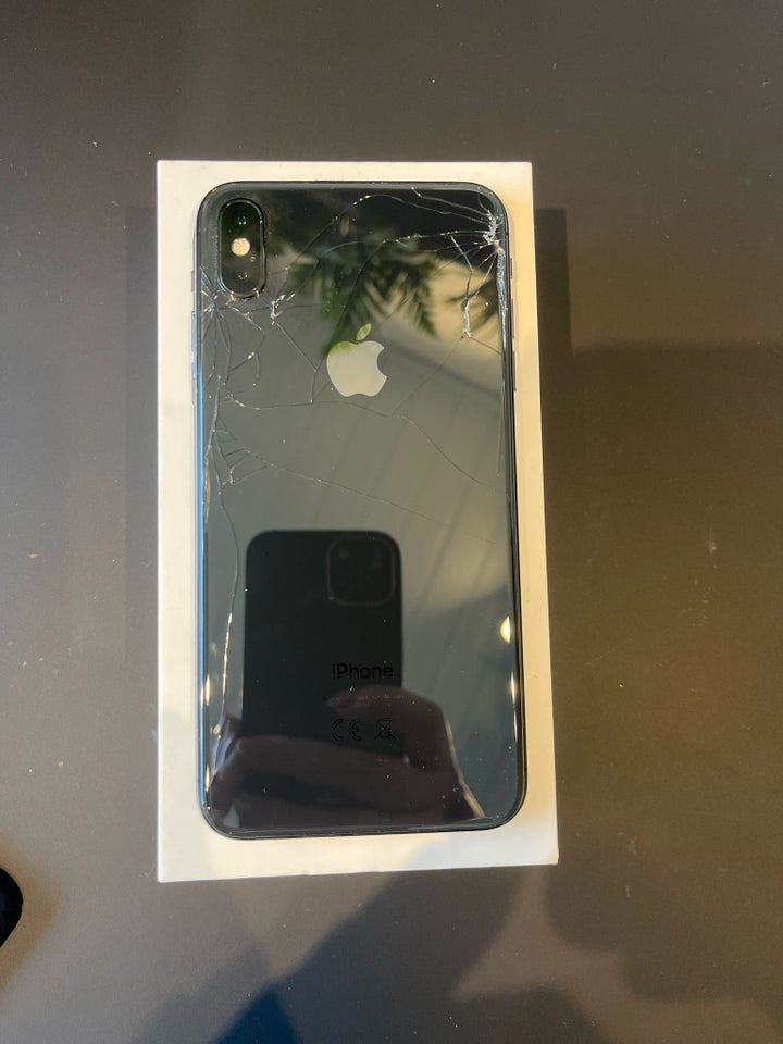 iPhone XS Max, 64 GB, sort