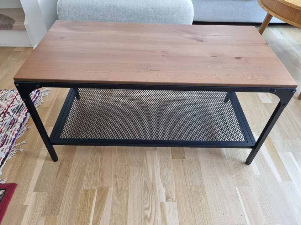 IKEA coffee table/ sofabord