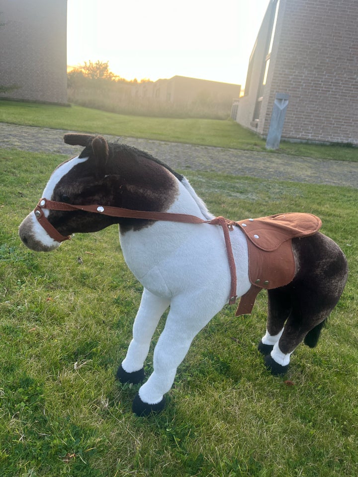 Stor ride pony/. Hest