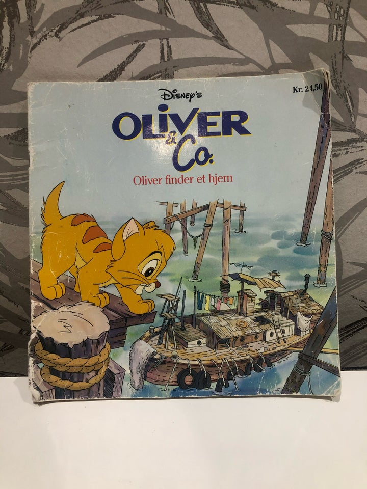 Oliver  Co., Disney