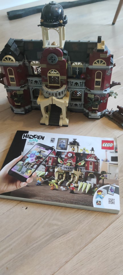 Lego andet, Hidden Side nr 70425