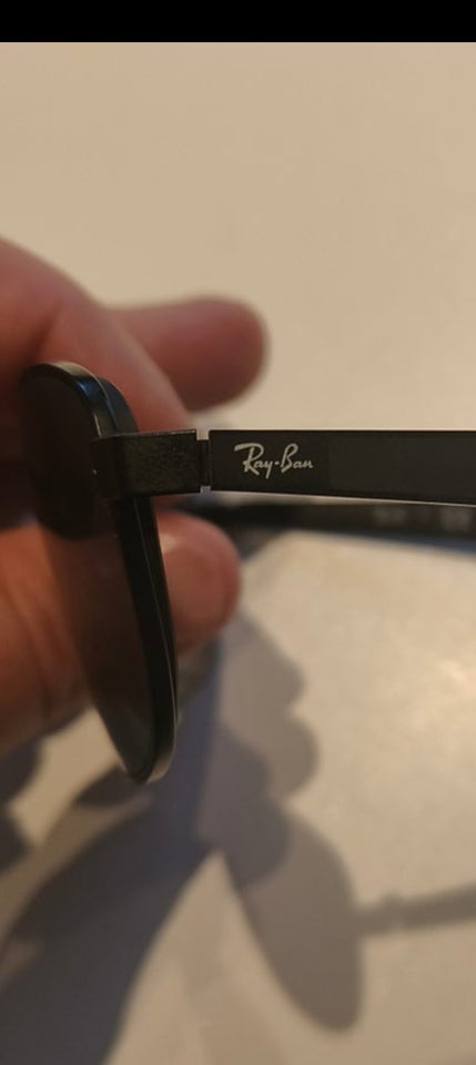 Solbriller herre, Ray Ban