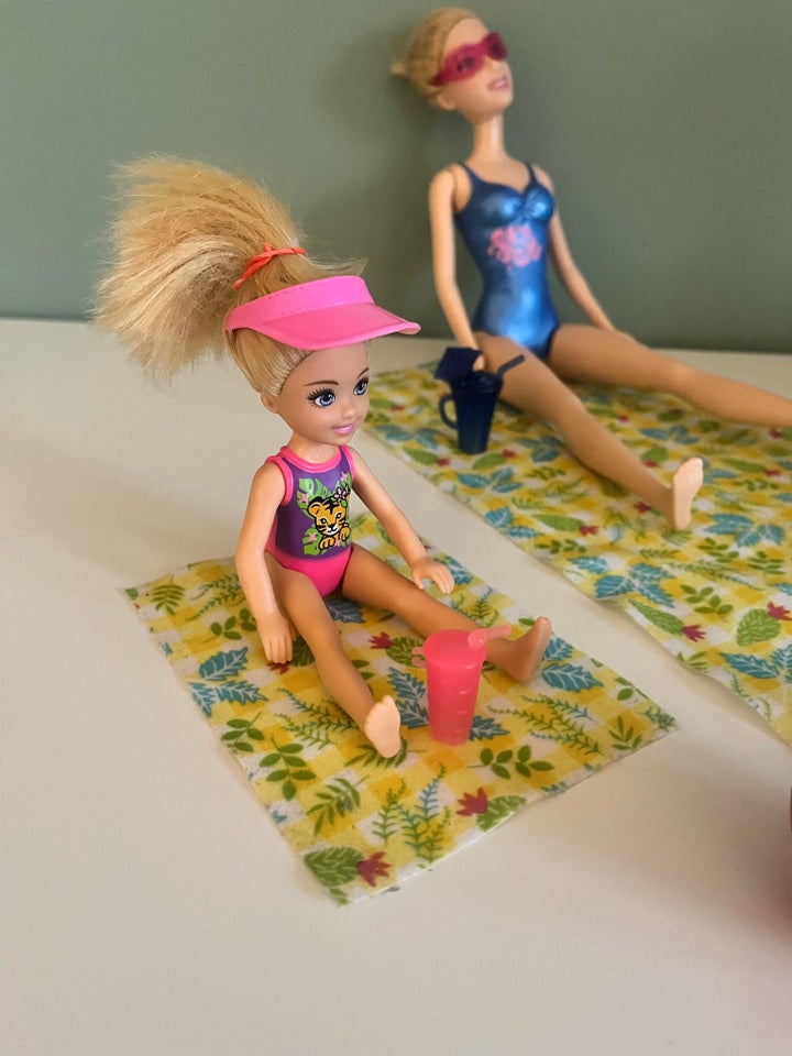 Barbie, Svømmepool, Barbie