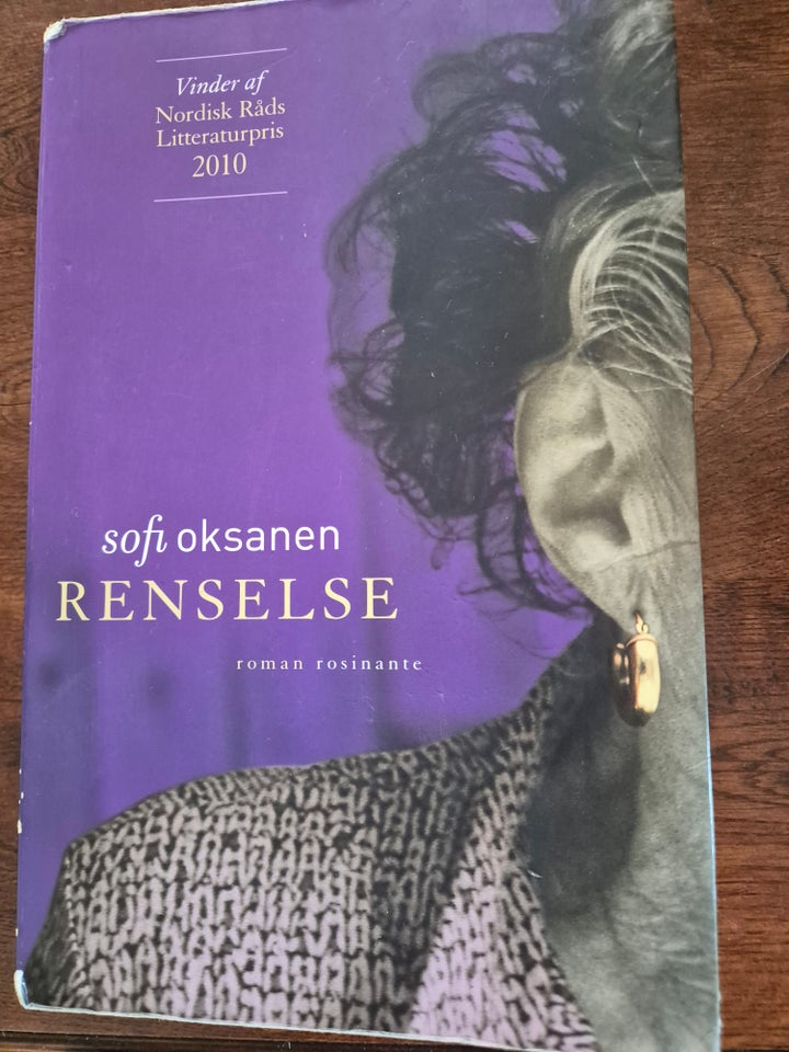 Renselse Sofie oksanen genre: